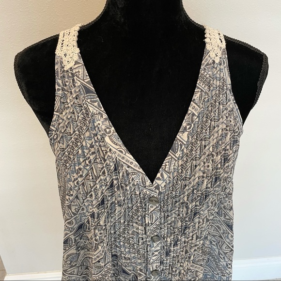 GUESS Blue and White Tank Top - Picture 2 of 5